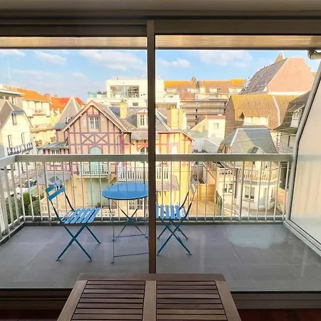 Studio Avec Balcon En Centre-Ville Et A 1Min De La Plage Appartement